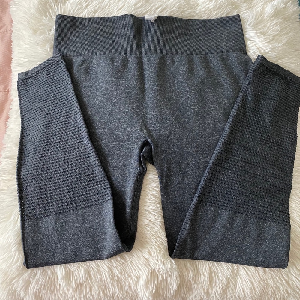 Leggings - Picture 2 of 2
